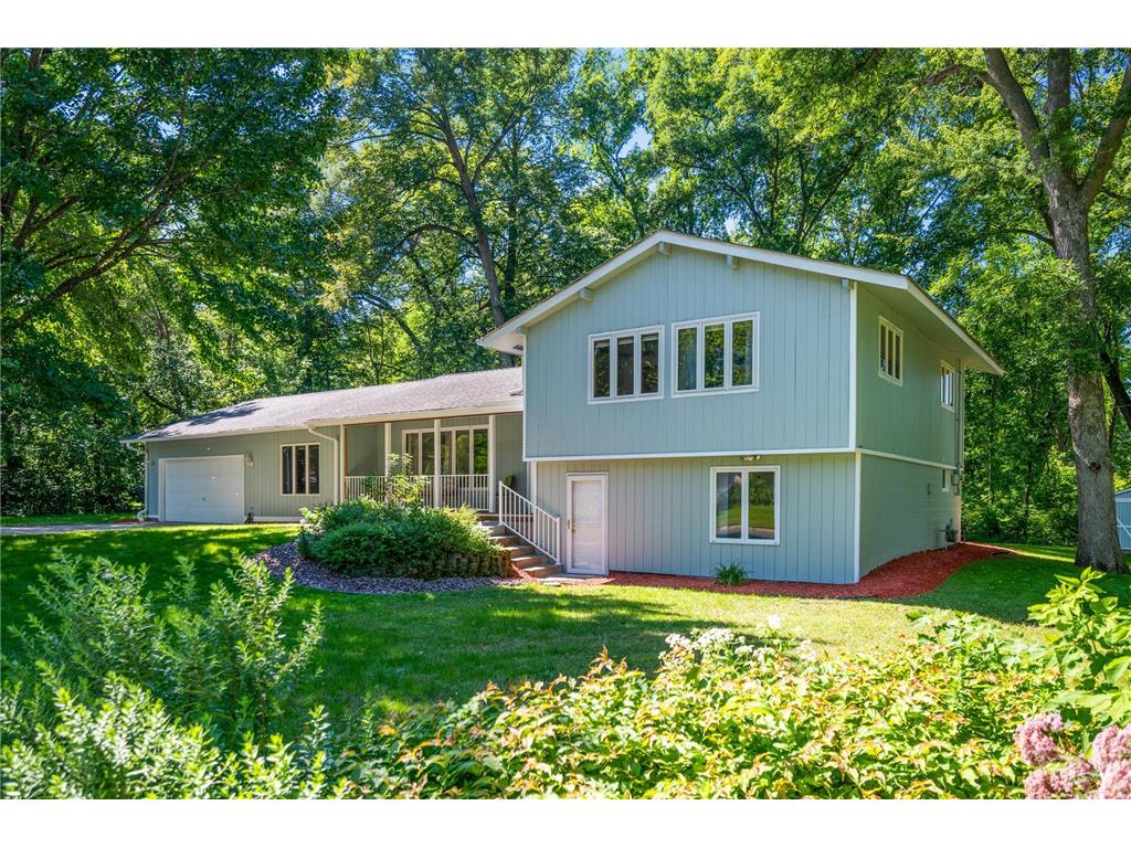 29420 Kings Bluff, Chisago City, MN 55013 MLS 6248311 Edina Realty