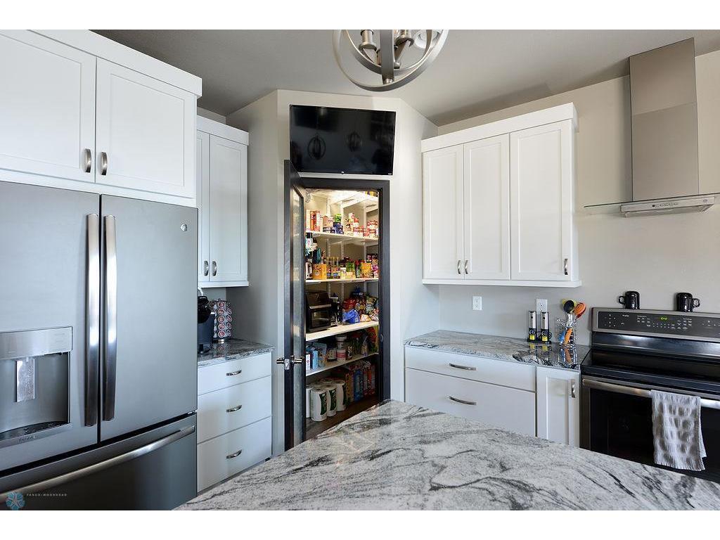 2943 6th Street E West Fargo ND 58078 7100102 image11