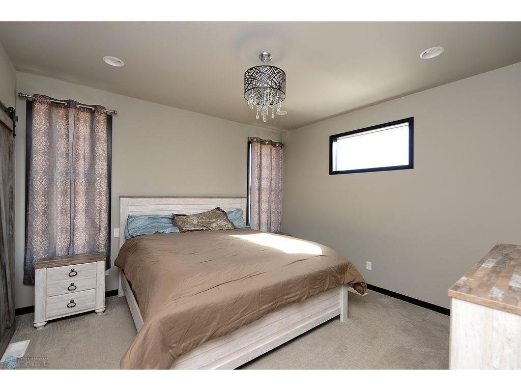 2943 6th Street E West Fargo ND 58078 7100102 image14