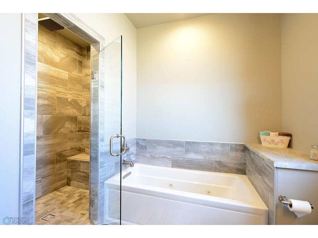 2943 6th Street E West Fargo ND 58078 7100102 image17