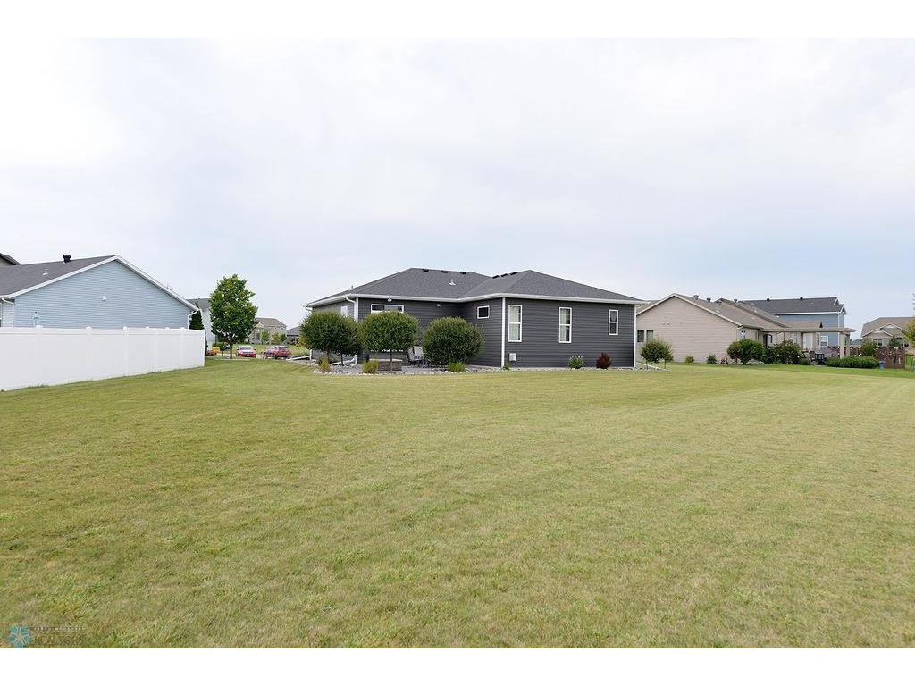 2943 6th Street E West Fargo ND 58078 7100102 image34