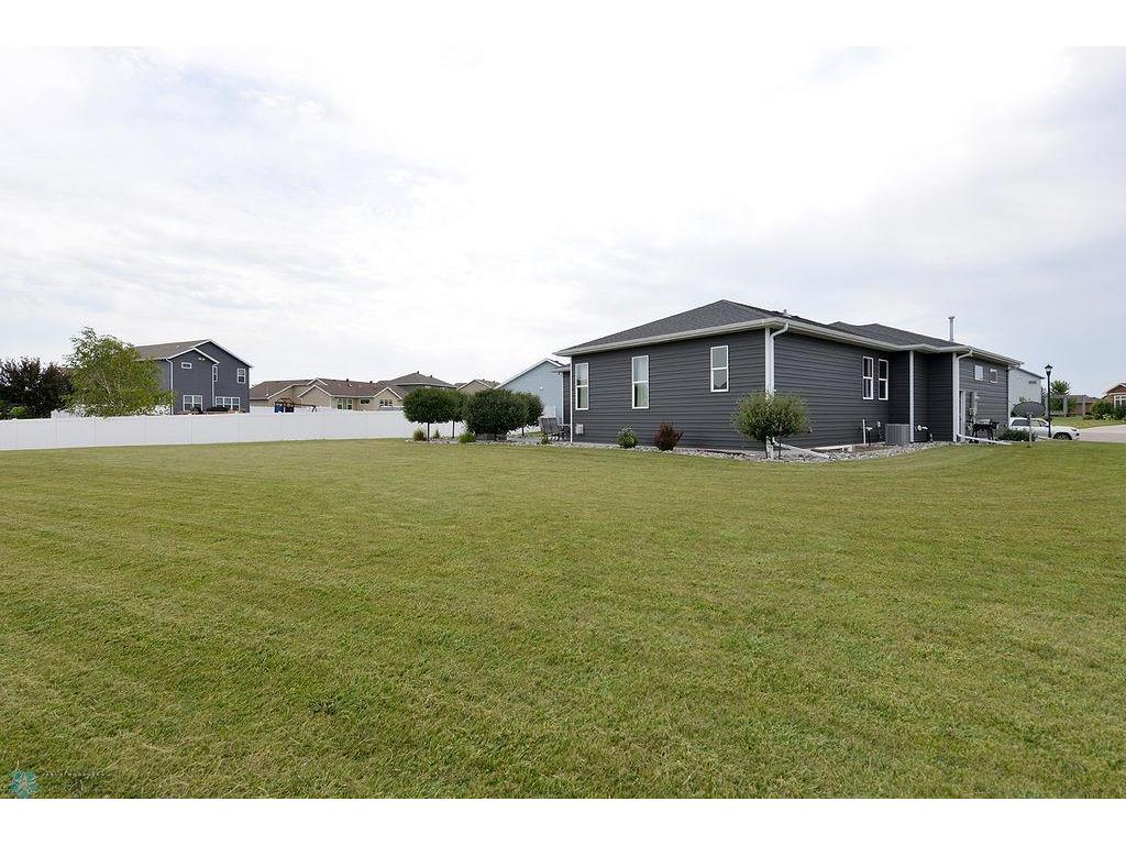 2943 6th Street E West Fargo ND 58078 7100102 image35