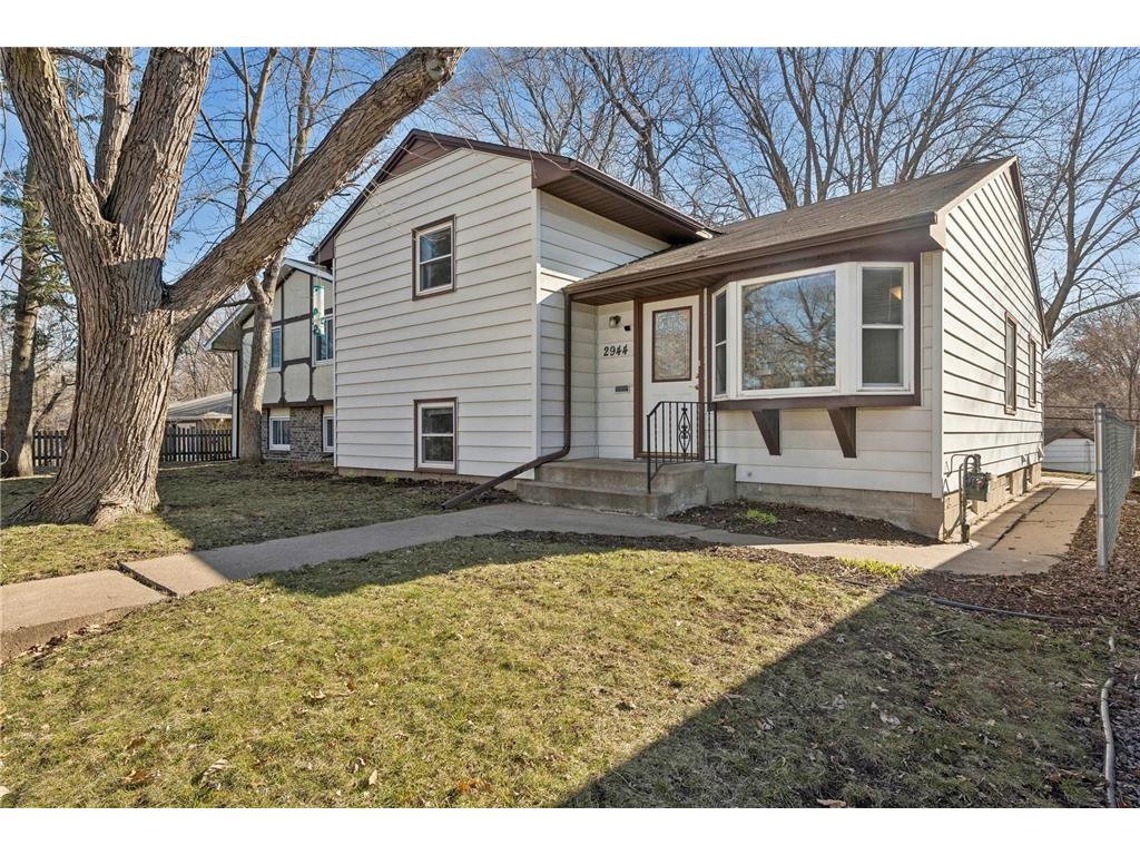 2944 France Avenue N Robbinsdale MN 55422 6517746 image1