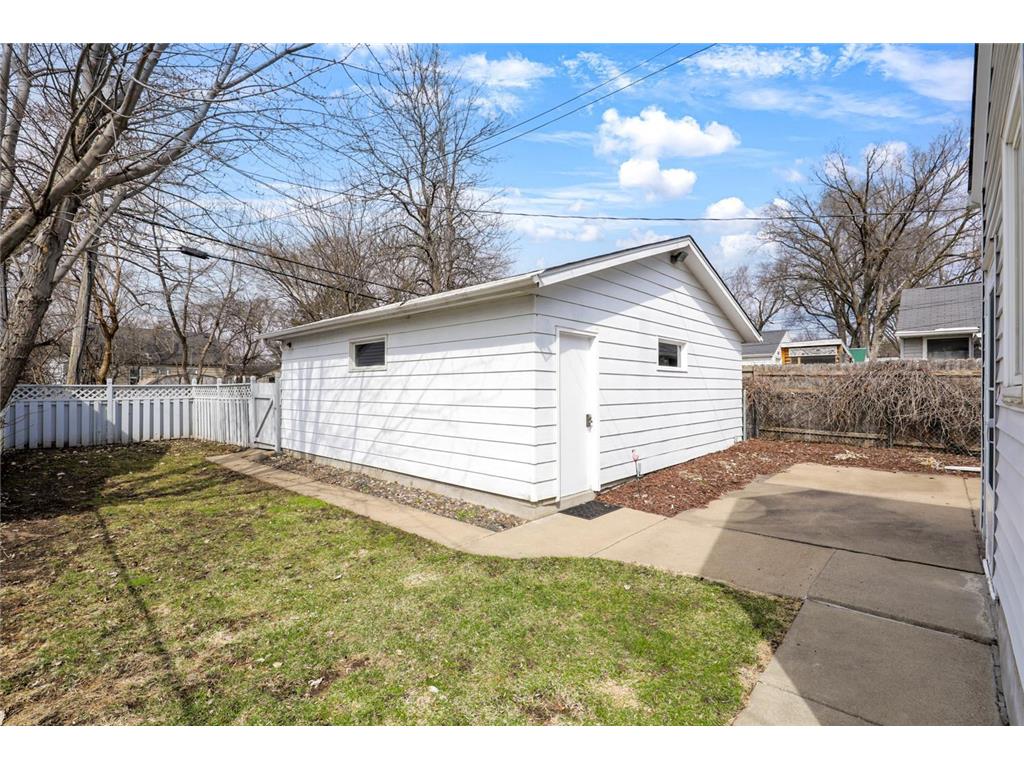 2944 Zarthan Avenue S Saint Louis Park MN 55416 7045197 image2