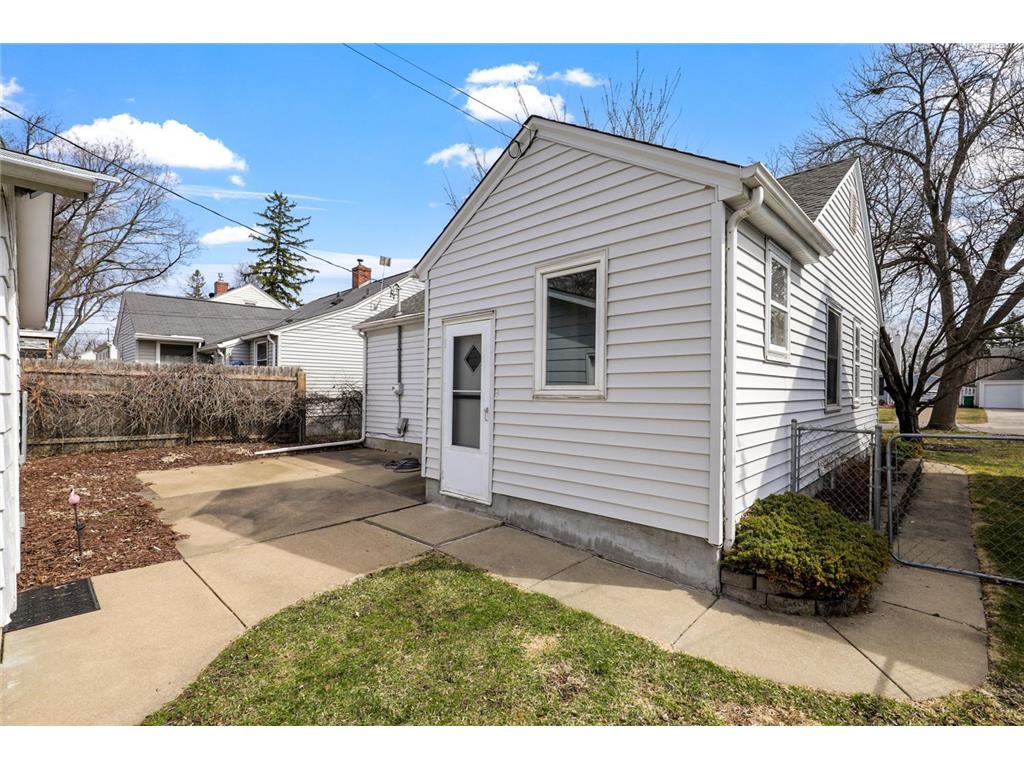 2944 Zarthan Avenue S Saint Louis Park MN 55416 7045197 image3