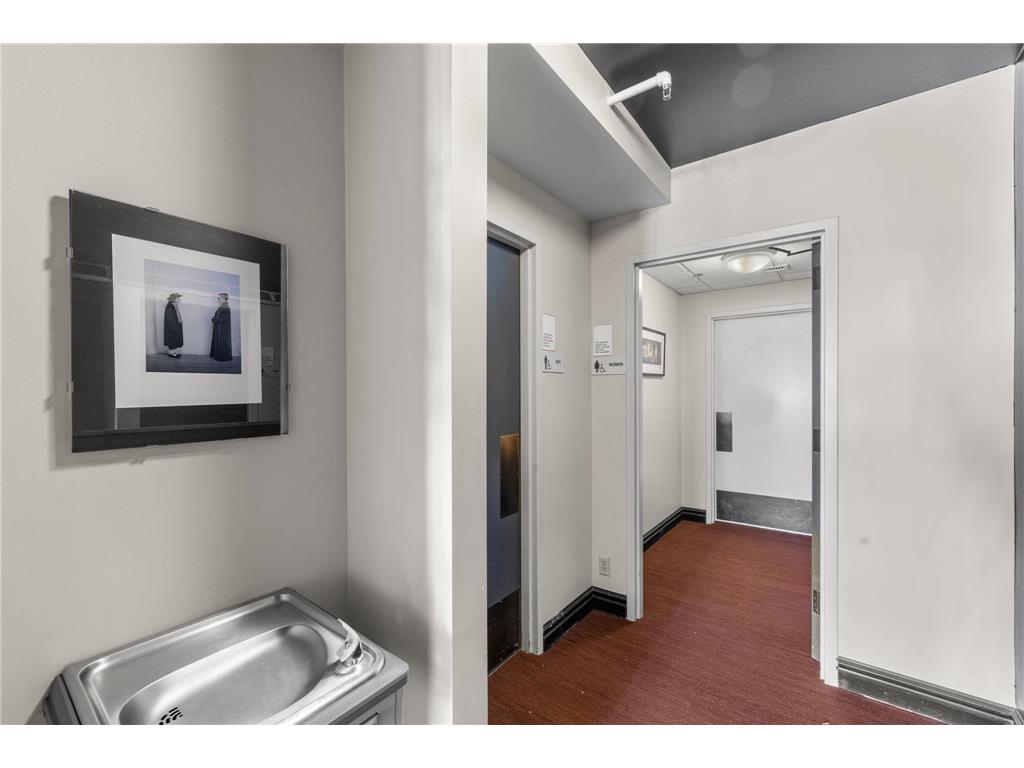 2945 Lyndale Avenue S Minneapolis MN 55408 7069549 image12