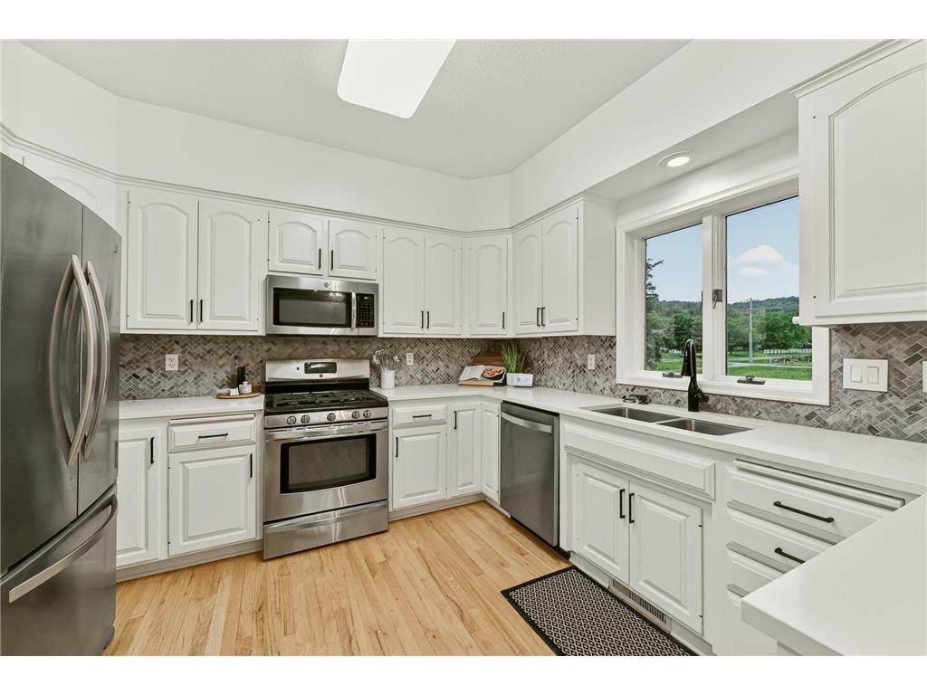 2945 Stonegate Court SW Rochester MN 55902 7091833 image10