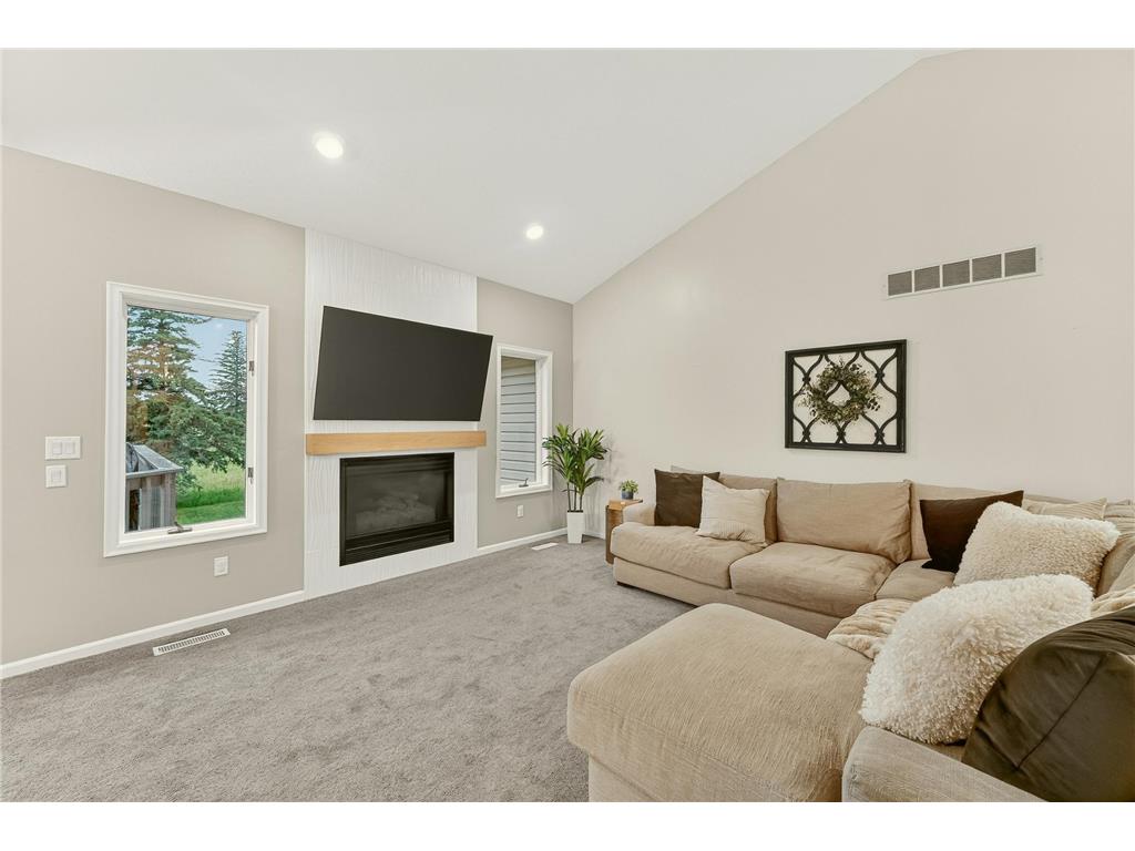 2945 Stonegate Court SW Rochester MN 55902 7091833 image7