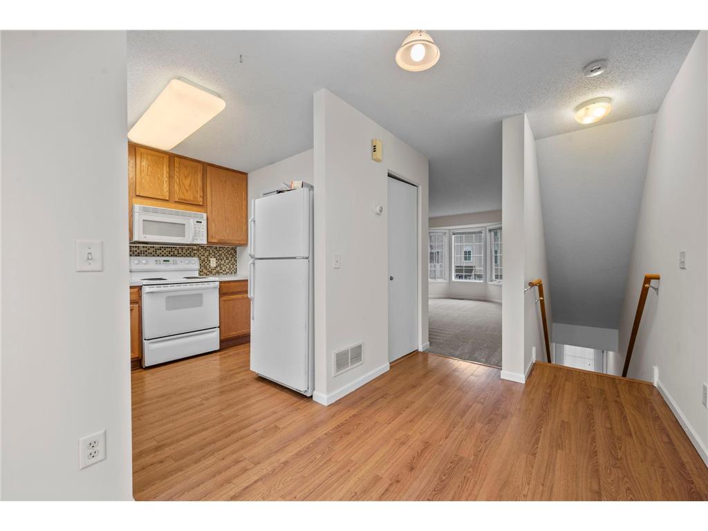 2945 Village Circle Chanhassen MN 55317 7033097 image11