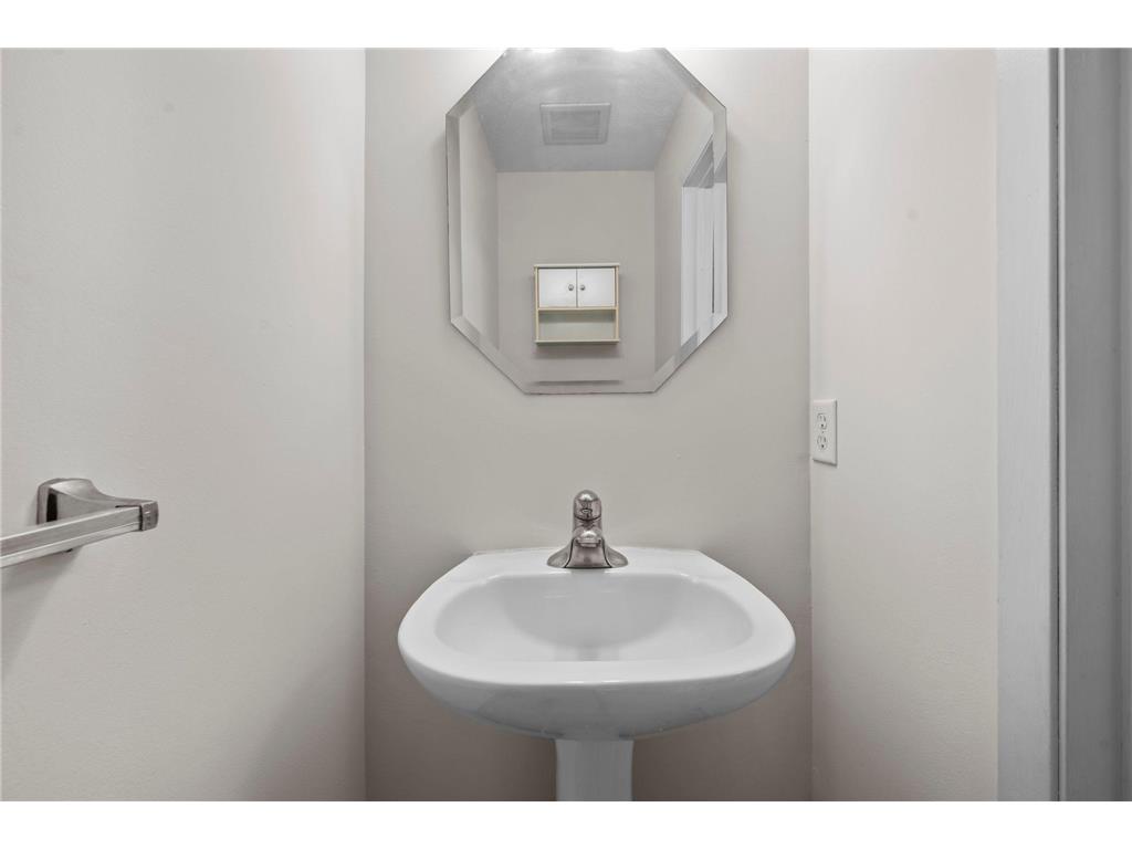 2945 Village Circle Chanhassen MN 55317 7033097 image15