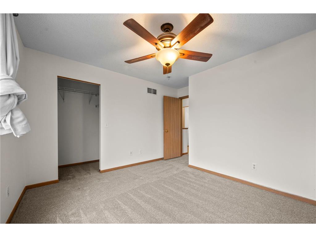 2945 Village Circle Chanhassen MN 55317 7033097 image21