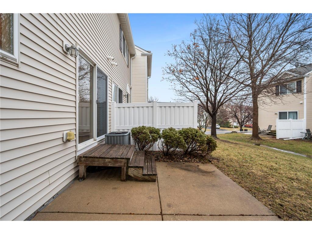 2945 Village Circle Chanhassen MN 55317 7033097 image23