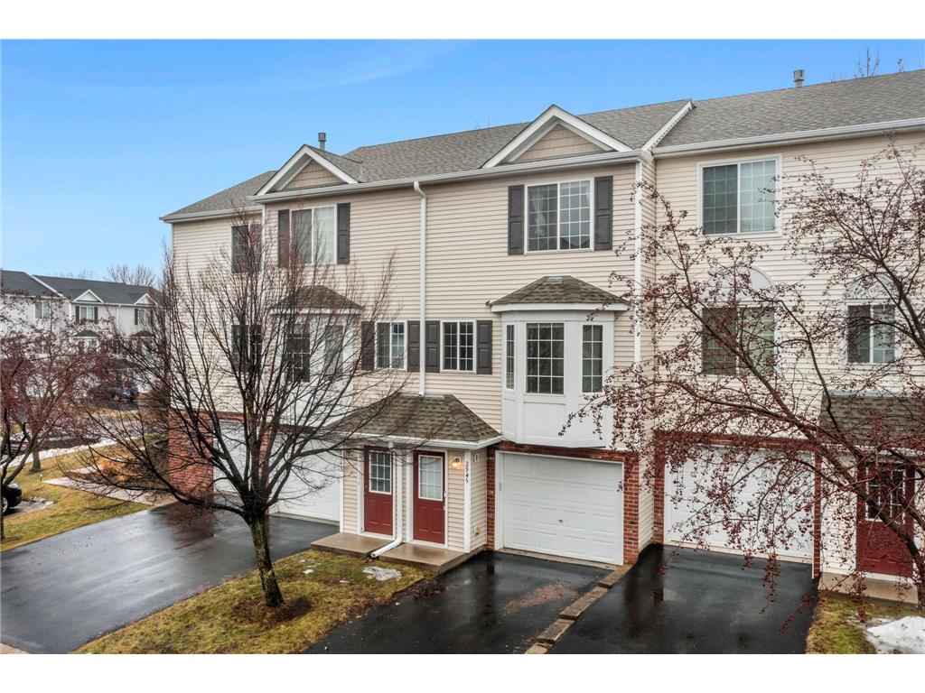 2945 Village Circle Chanhassen MN 55317 7033097 image3