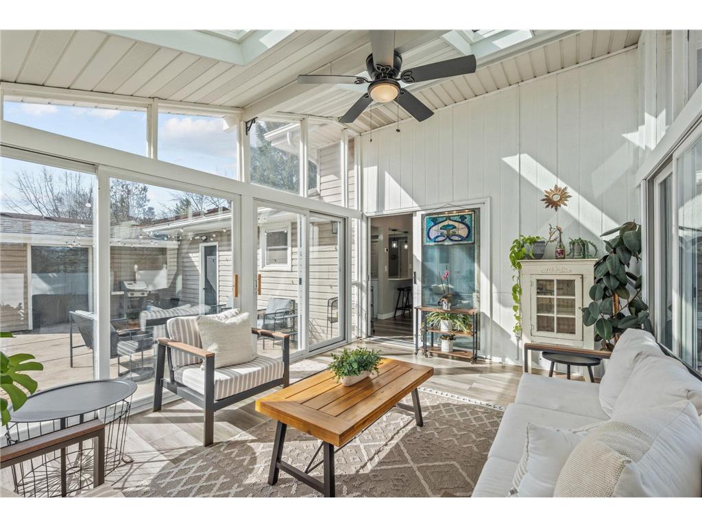 2946 Mcknight Road N Maplewood MN 55109 7035618 image11