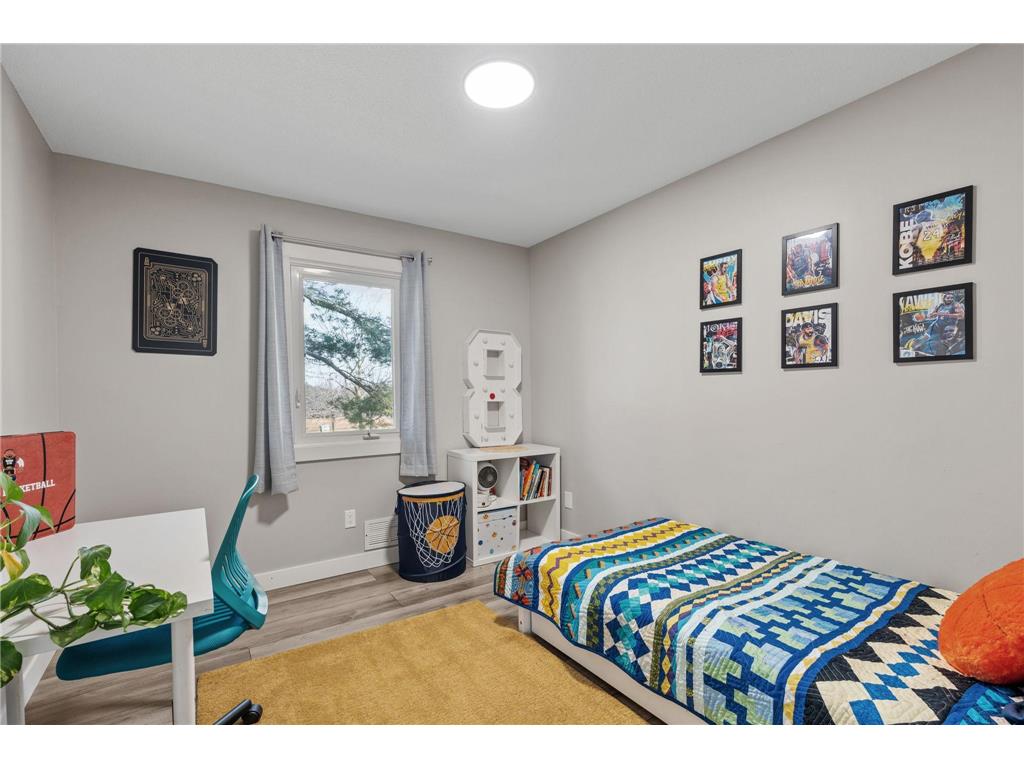 2946 Mcknight Road N Maplewood MN 55109 7035618 image21