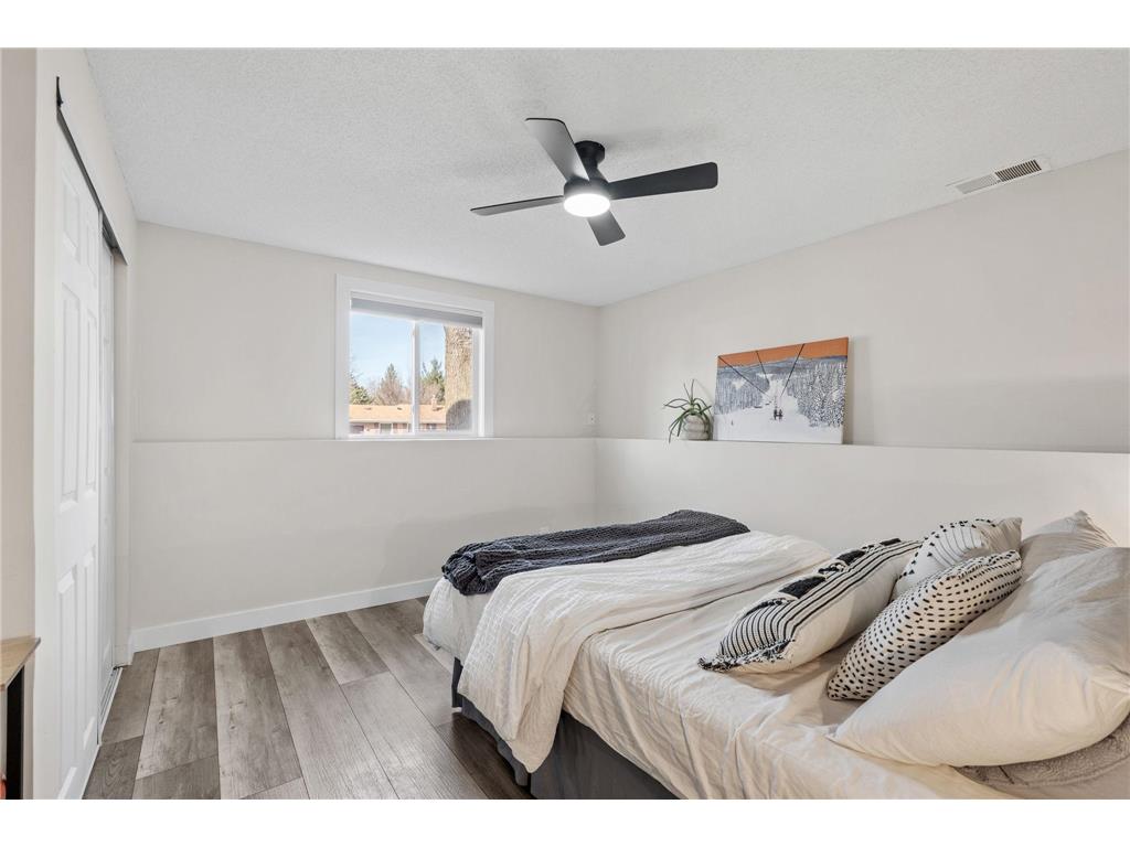 2946 Mcknight Road N Maplewood MN 55109 7035618 image33