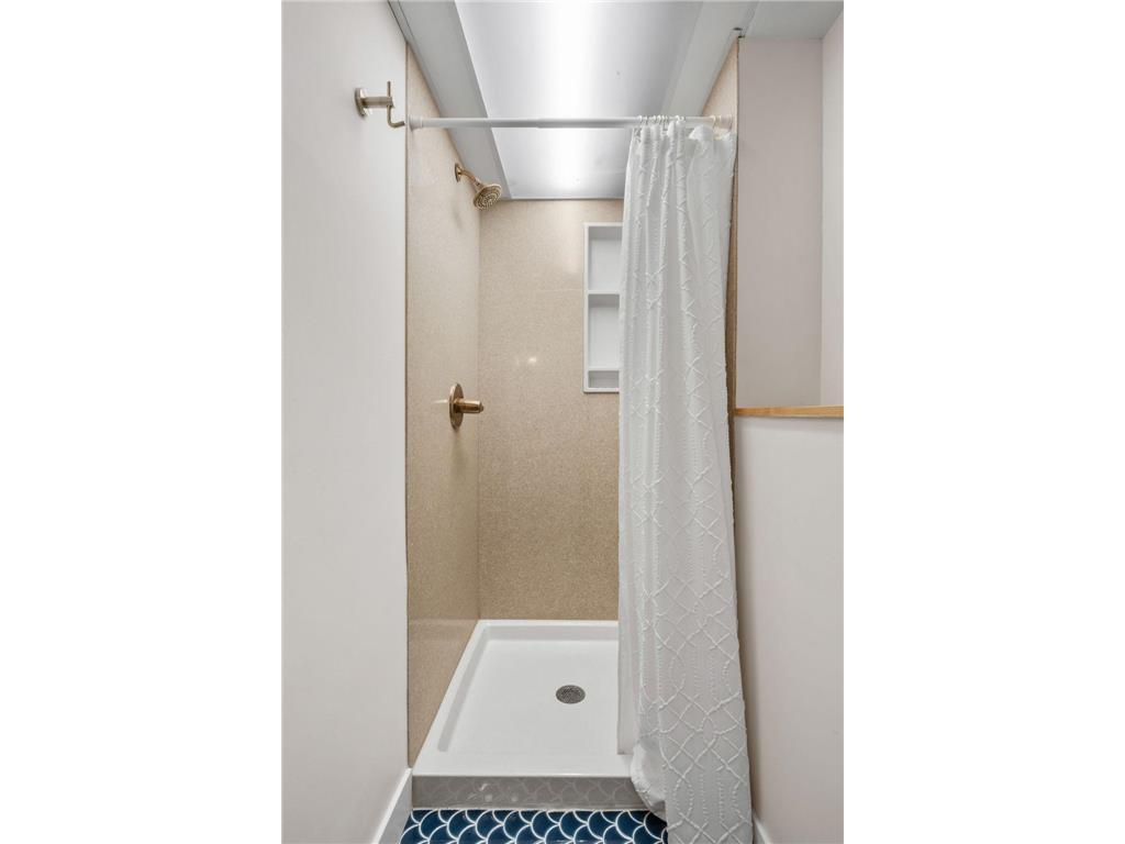 2946 Mcknight Road N Maplewood MN 55109 7035618 image36