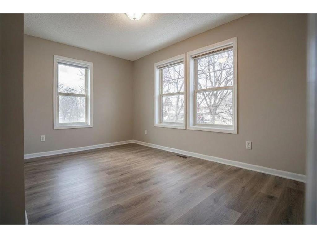 2946 Oliver Avenue N Minneapolis MN 55411 7055821 image16