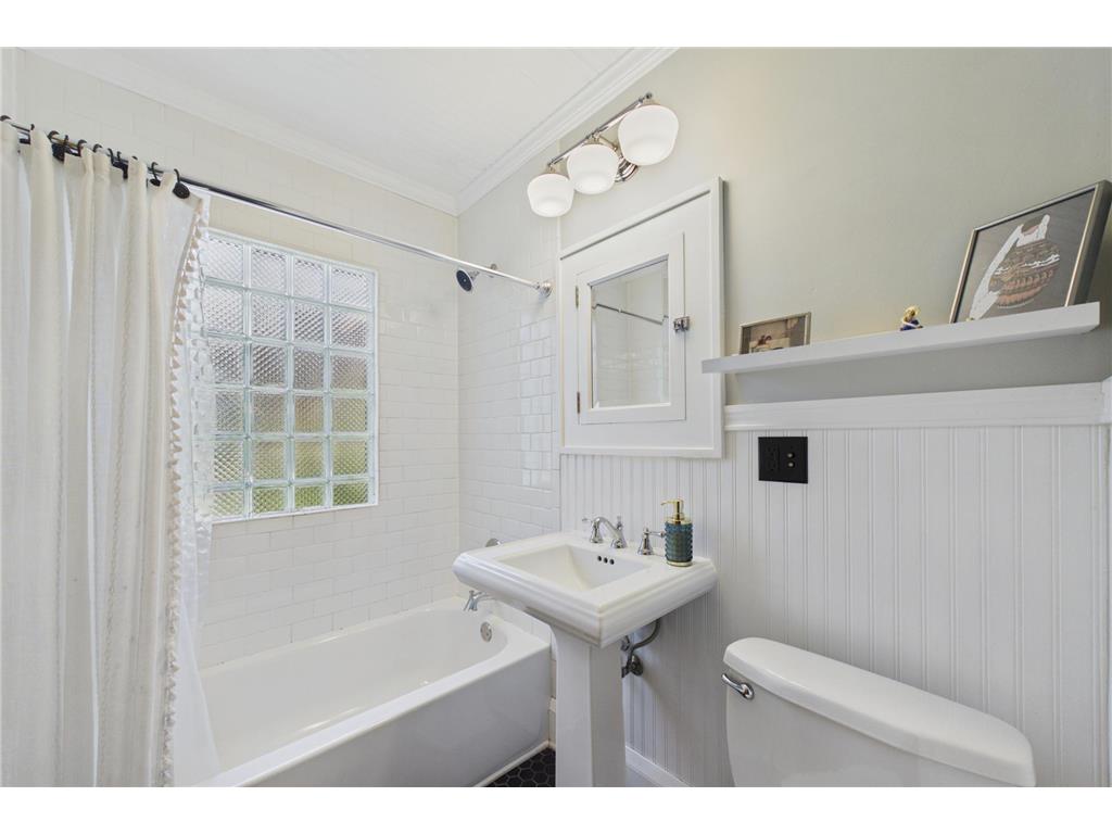2947 Buchanan Street NE Minneapolis MN 55418 7076195 image13