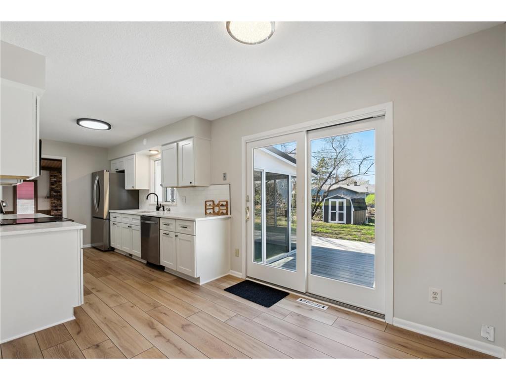 2947 Howard Street N Maplewood MN 55109 6712360 image3