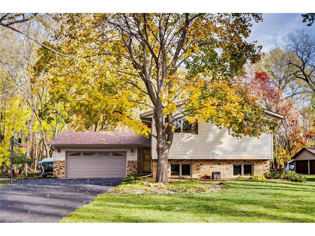 2948 Greenbrier Street Little Canada MN 55117 6440108 image1