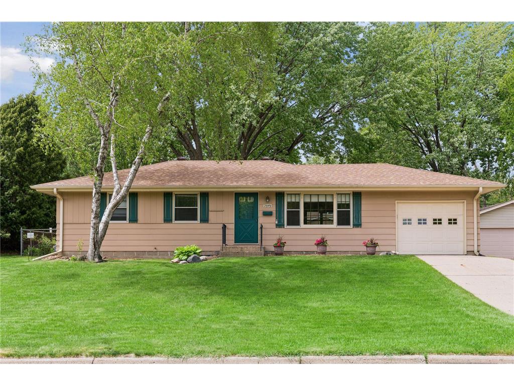 2949 Aquila Avenue N Crystal MN 55427 7076472 image1