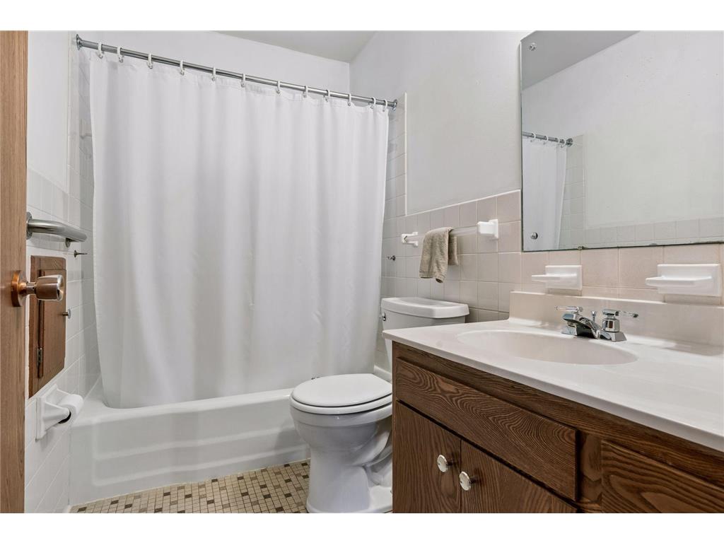 2949 Aquila Avenue N Crystal MN 55427 7076472 image13
