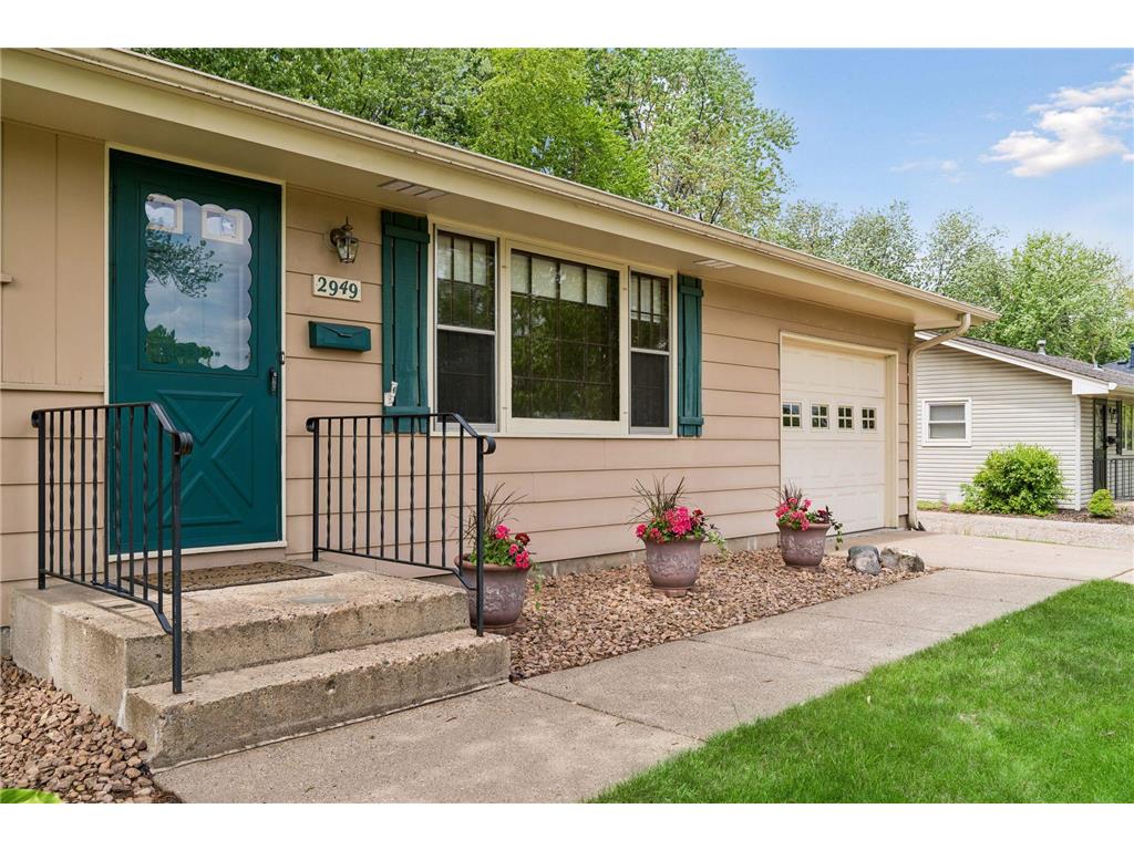 2949 Aquila Avenue N Crystal MN 55427 7076472 image3