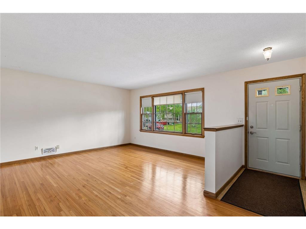 2949 Aquila Avenue N Crystal MN 55427 7076472 image6