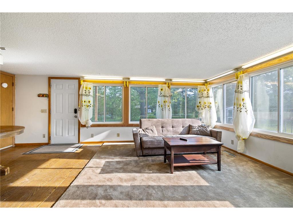 295 15th Street W, Hastings, MN 55033 MLS 6374484 Edina Realty