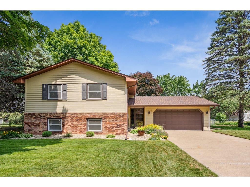 295 Bridge Street, Shoreview, MN, 55126 MLS 6394021 Edina Realty