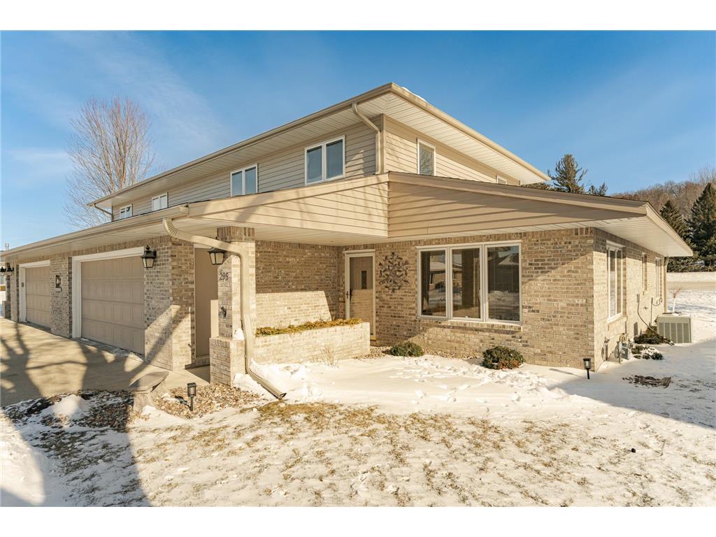 295 Salem Point Drive SW Rochester MN 55902 - Bamber 7013778 image1