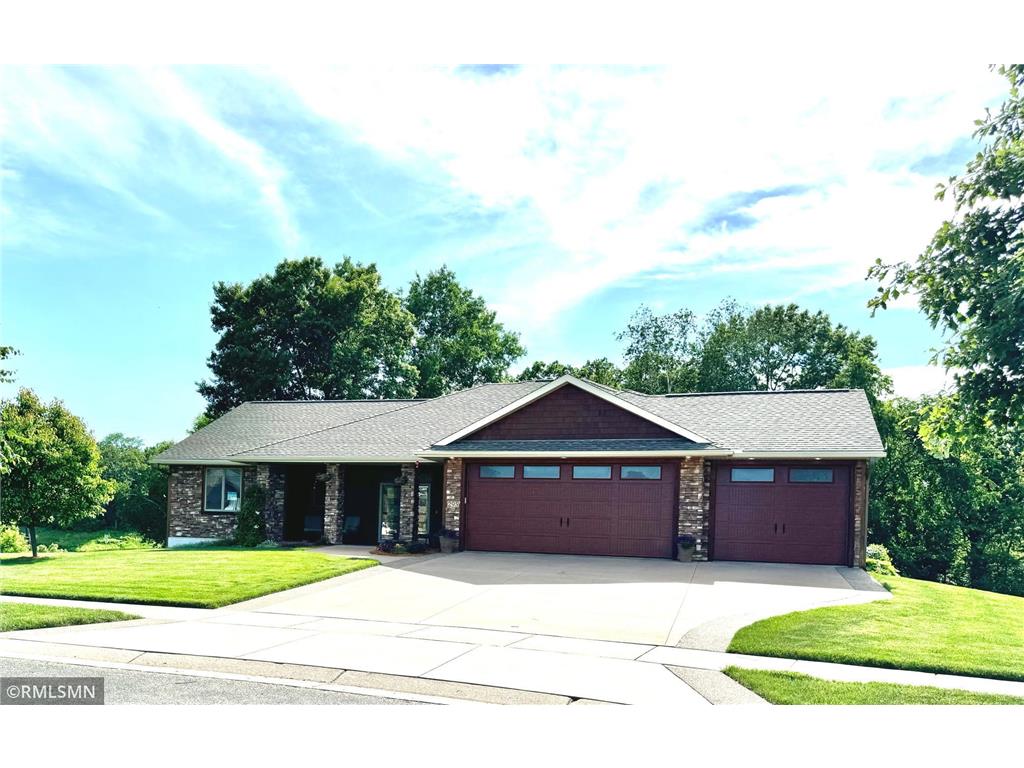 295 Smith Circle River Falls WI 54022 6555673 image1