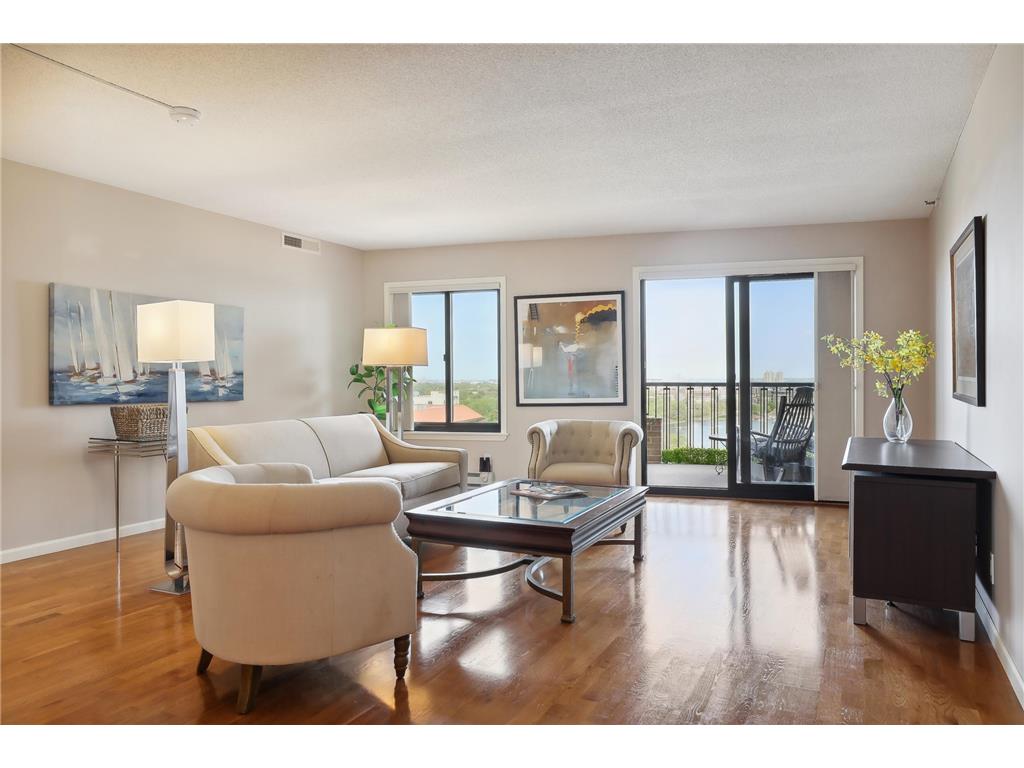 2950 Dean Parkway 1603, Minneapolis, MN 55416 MLS 6354674 Edina