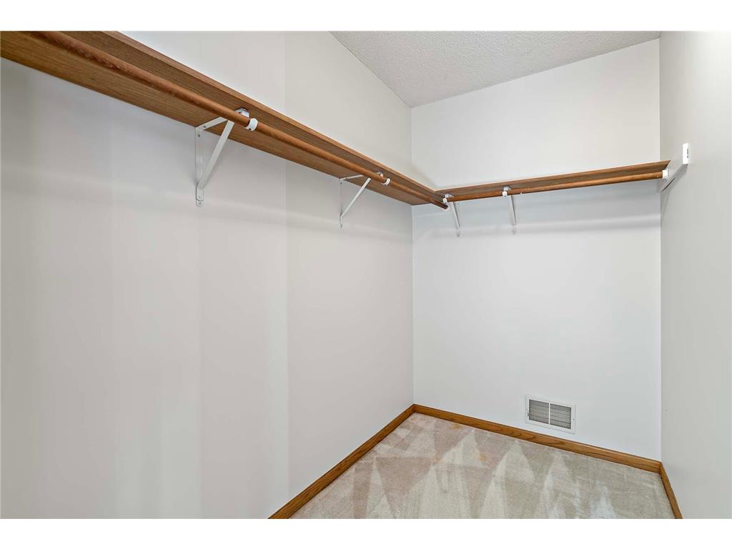 2950 Overlook Avenue N Stillwater MN 55082 7018017 image22