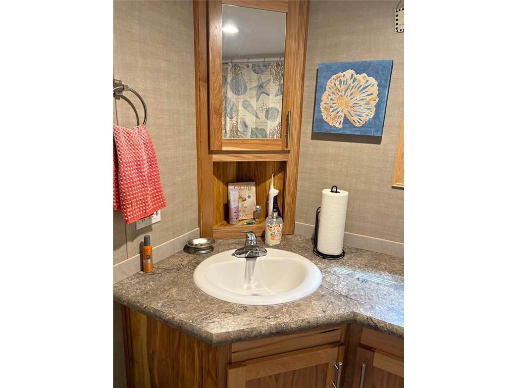 29501 Maplewood S8 Road Callaway MN 56521 - Little Sugar Bush 7076422 image9