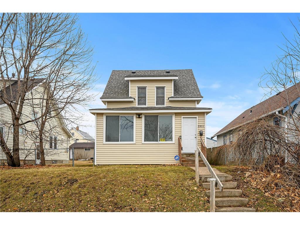2951 Morgan Avenue N Minneapolis MN 55411 6478952 image1