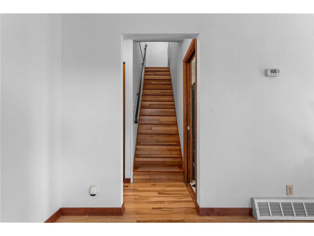 2951 Taylor Street NE Minneapolis MN 55418 7043240 image25