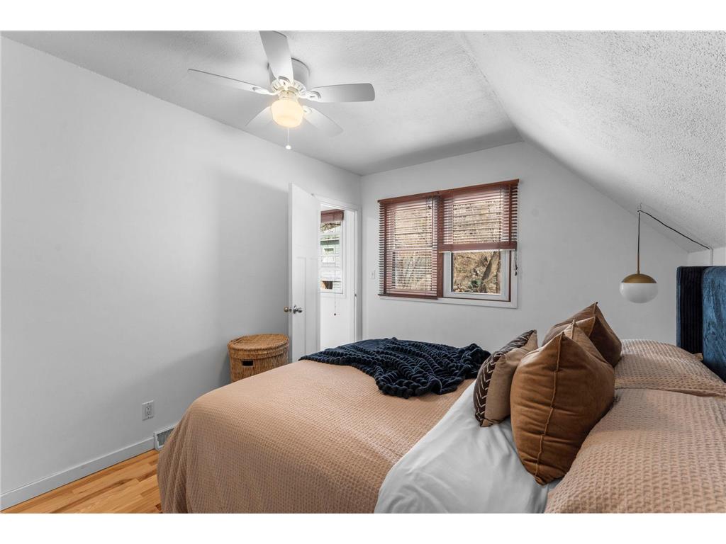 2951 Taylor Street NE Minneapolis MN 55418 7043240 image27