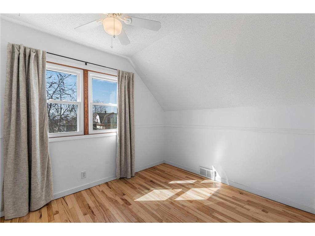 2951 Taylor Street NE Minneapolis MN 55418 7043240 image30