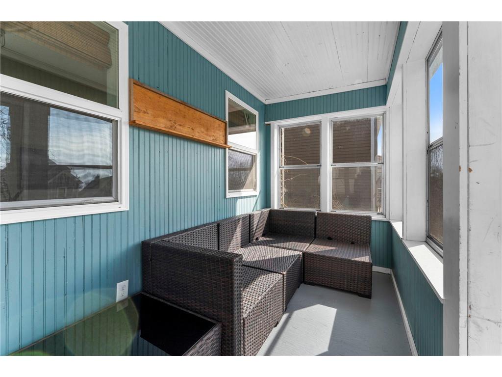 2951 Taylor Street NE Minneapolis MN 55418 7043240 image6