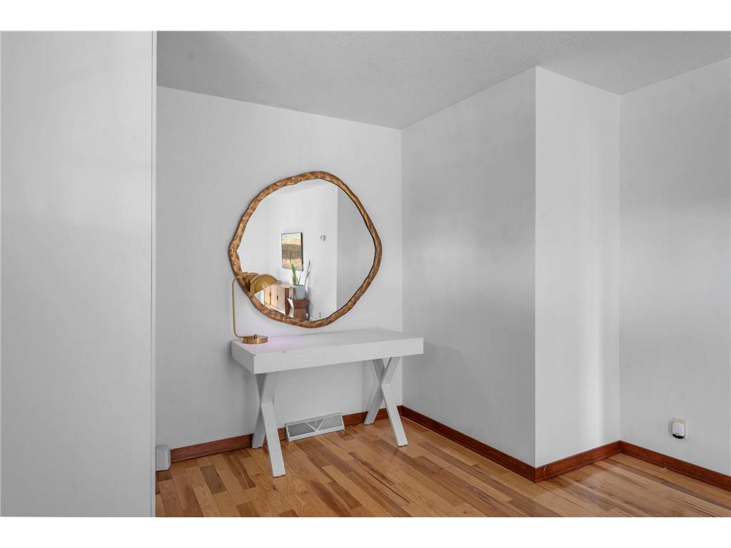 2951 Taylor Street NE Minneapolis MN 55418 7043240 image9