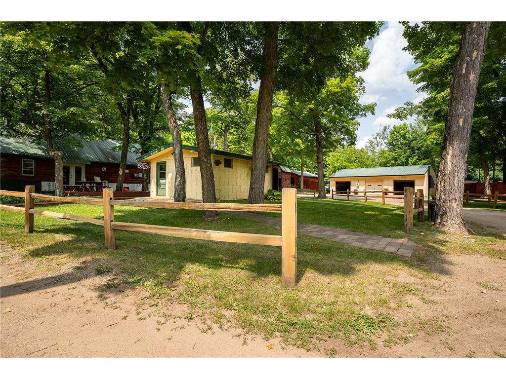 29510 US Hwy 169 #42 Aitkin MN 56431 - Hickory 6808604 image32