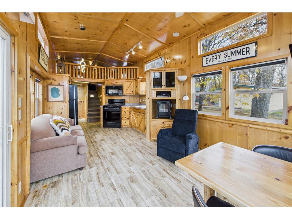 29510 US Hwy 169 #42 Aitkin MN 56431 - Hickory 6808604 image5