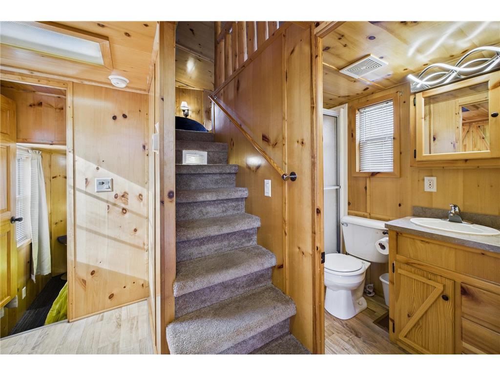 29510 US Hwy 169 #42 Aitkin MN 56431 - Hickory 6808604 image8