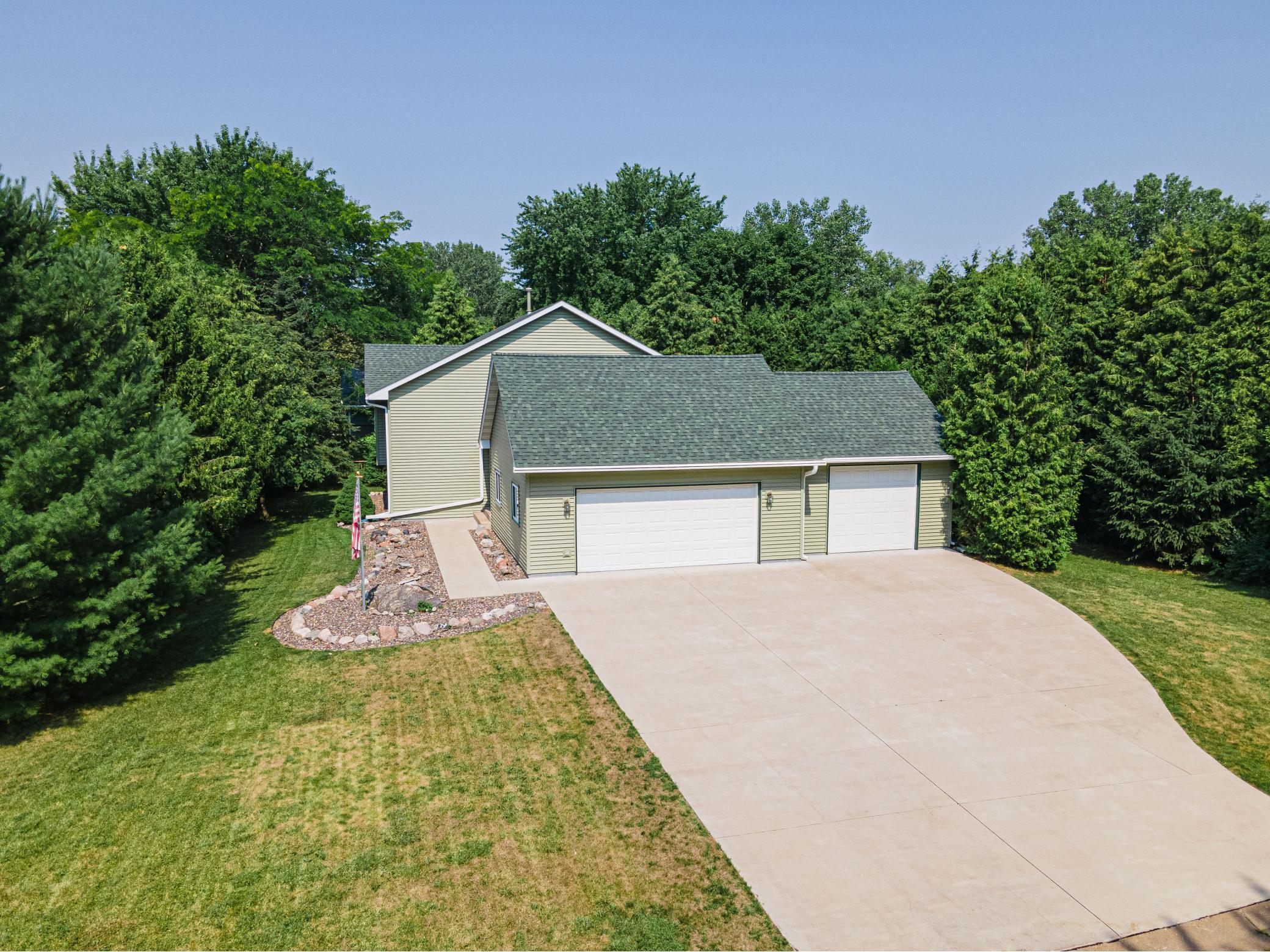 29512 295th Lane, Lindstrom, MN, 55045 MLS 7128155 Edina Realty