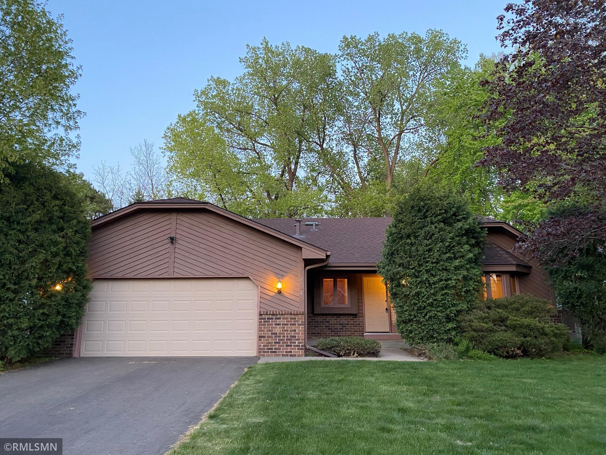 2954 Ontario Road, Little Canada, MN, 55117 MLS 5758284 Edina Realty