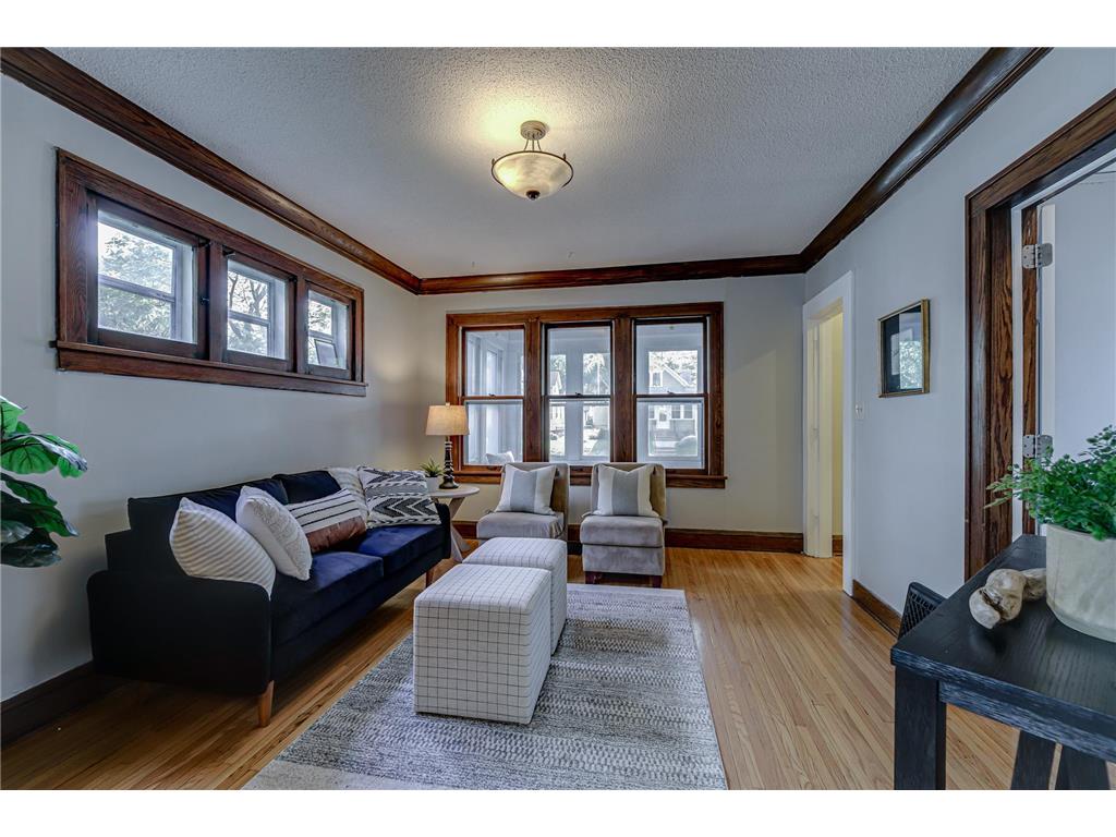 2954 Queen Avenue N Minneapolis MN 55411 7099422 image5