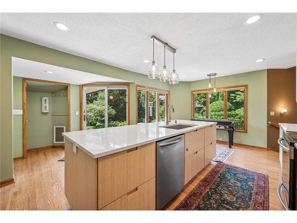 2955 Regent Avenue N Golden Valley MN 55422 7100263 image10