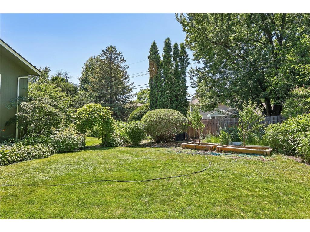 2955 Regent Avenue N Golden Valley MN 55422 7100263 image42